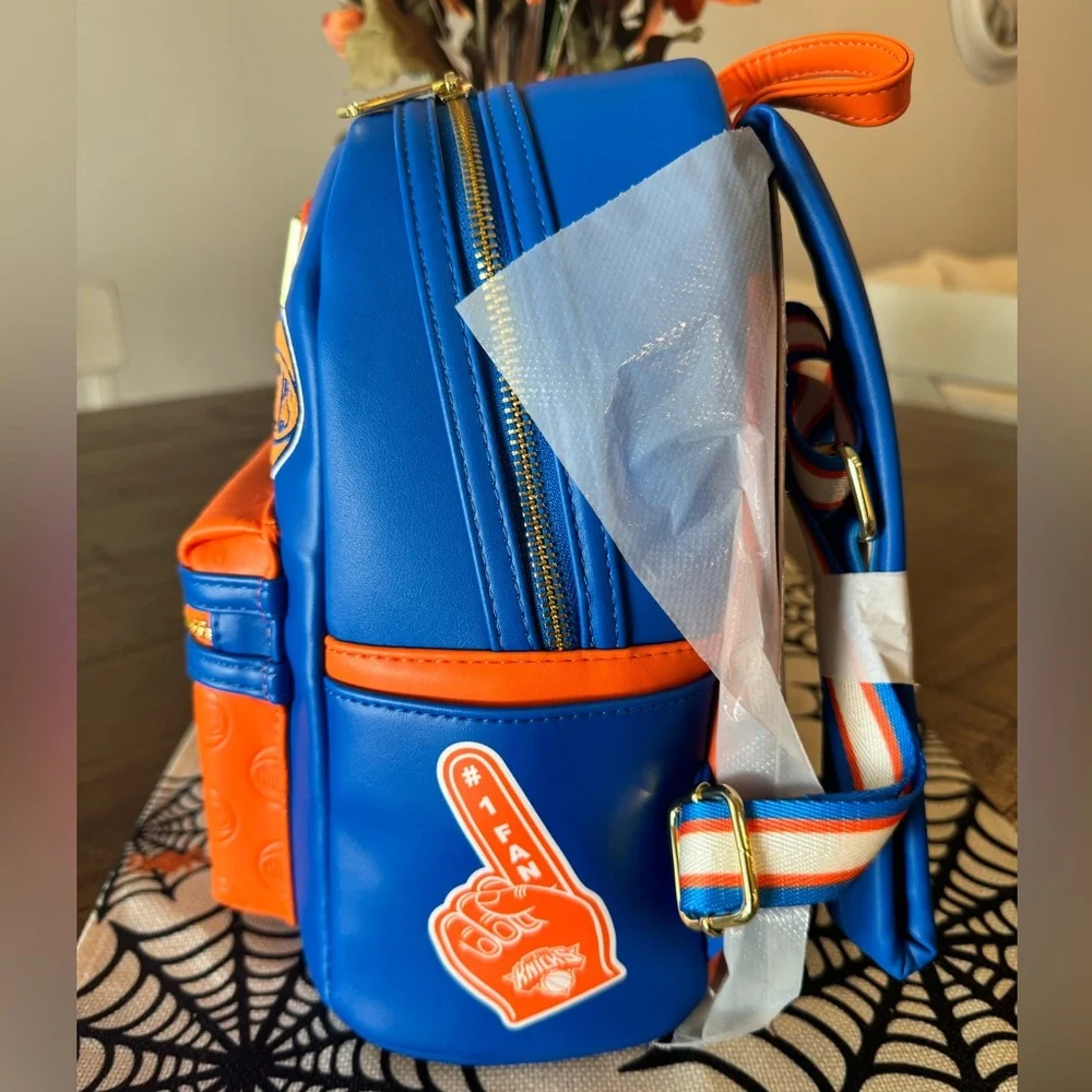 NBA New York Knicks Patch Icons Mini Backpack - Picture 4 of 4